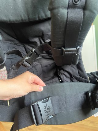 Mochila Ergobaby Negra Nueva