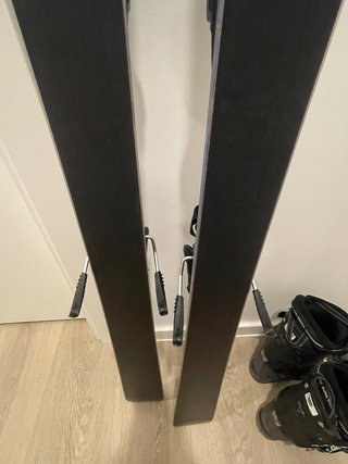 LOTE esquís Fischer166 + Botas SalomonPRO T27 2026