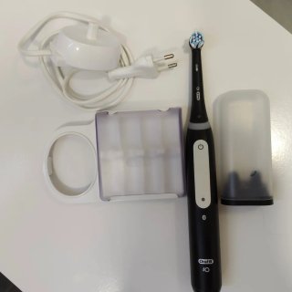 Cepillo Eléctrico Oral-B IO 4N
