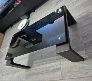 Mesa auxiliar cristal salón moderna