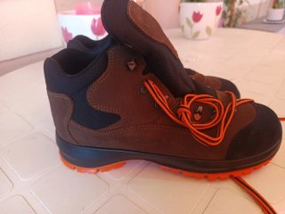 Botas Robusta Marrones y Negras