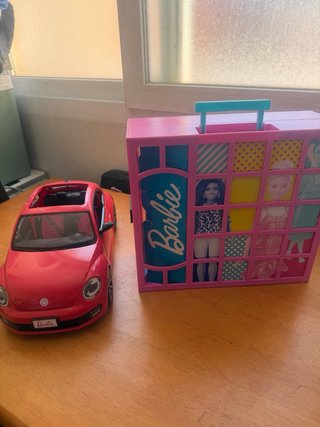 Lote Barbie: Coche, Casa y Accesorios