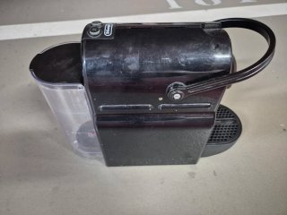 Cafetera DeLonghi Negra