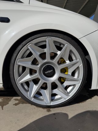 Llantas Rotiform CVT