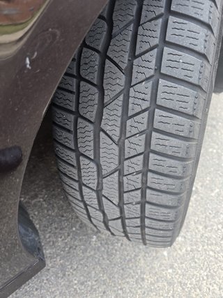 Ruedas coche sin llanta
