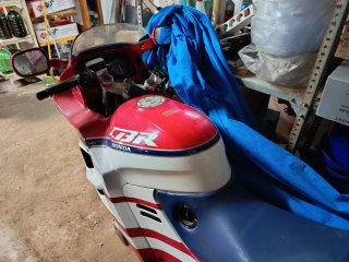 Honda CBR 1000 F