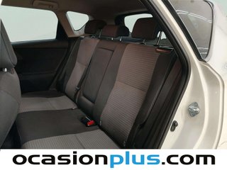 Toyota Auris 120T Feel! 85 kW (116 CV)