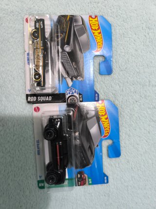 Lote Hot Wheels 55 Chevy y 23 Ram 1500