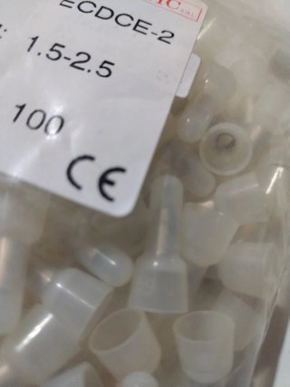 100 Cappucci terminali isolati in nylon