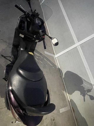 Suzuki Burgman 200cc - Scooter Maxiscooter