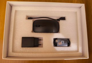 Tablet Negra y Multicolor