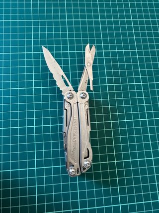 Multiherramienta Leatherman Wingman