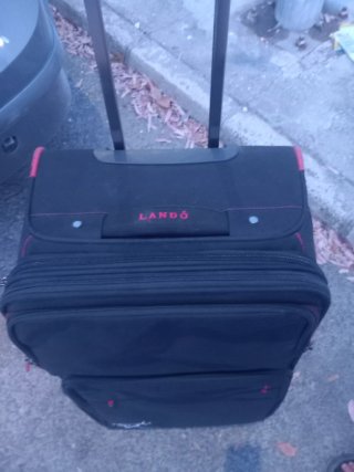 Maleta de viaje negra