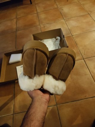 UGG WDAKOTA Mocasines Beige/Marrón