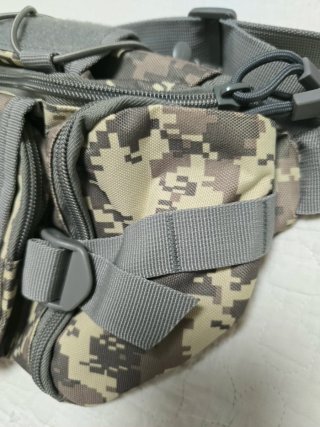 Riñonera Táctica Militar Camuflaje Beige Gris