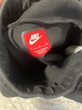 Pantalones Nike Tech Fleece Negros