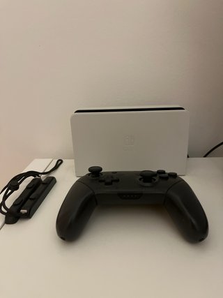 Nintendo Switch OLED Blanca + Accesorios