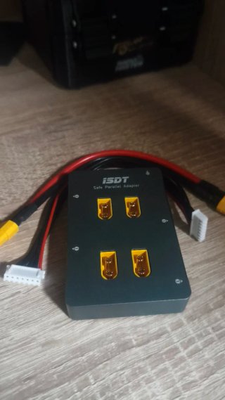 Adaptador Paralelo ISDT Safe