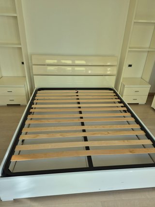 Camera da letto: Armadio, Letto, Cassettiera