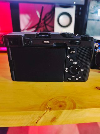 Sony A7C Full Frame + Batería Extra