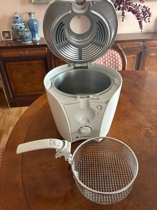 Freidora Eléctrica Bosch Cubeta Desmontable