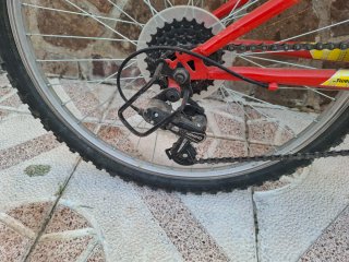 Bicicleta 24 con cambio Shimano