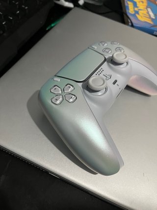 Playstation 5 Digital + Mando Cromado