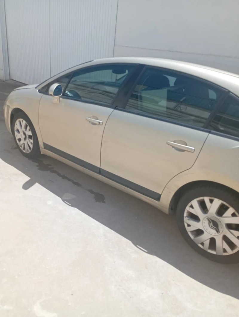 Citroen C4 2005 - foto 1