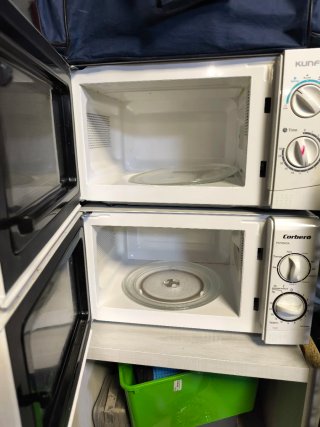 2 Microondas Kunft y Corbero - 20€ c/u
