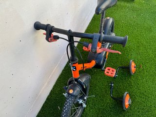 Bicicleta B’Twin Robot 500 + ruedines infantil