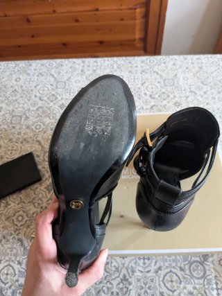 Tacchi Michael Kors Neri