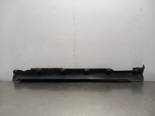 FALDON LATERAL FORD FOCUS SPORTBREAK (CEW) BM51A1