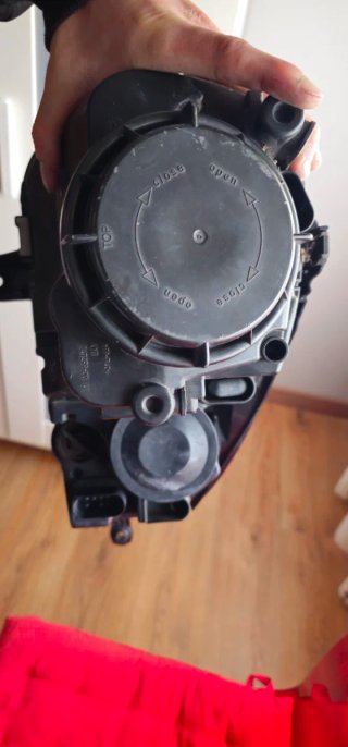 Faro Delantero Golf V