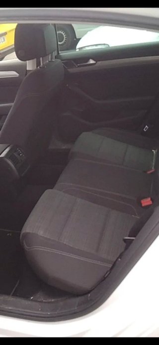 Volkswagen Passat 2021