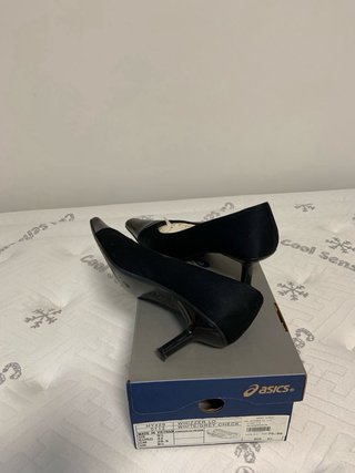 Zapatos Lodi Talla 37 Negro Charol y Ante