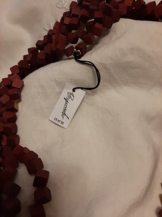 Collana dadini legno marrone color mattone