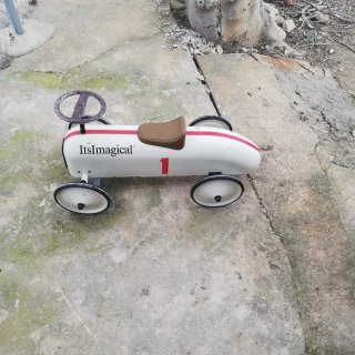Coche de juguete ItsImagical 1