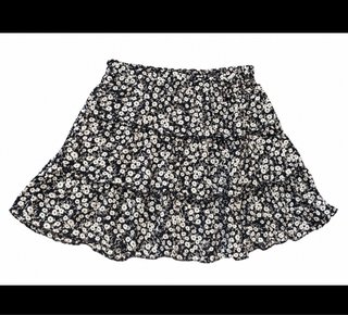 Falda de volantes.