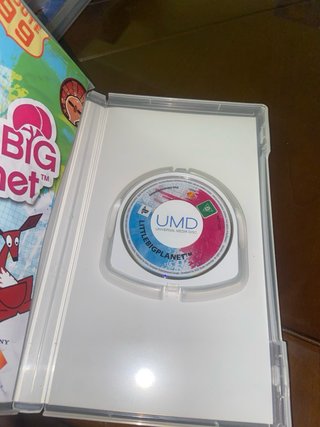 Lote 6 Videojuegos PSP: LittleBigPlanet, Assassin'