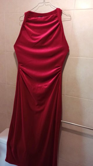 Vestido largo de fiesta símil terciopelo rojo