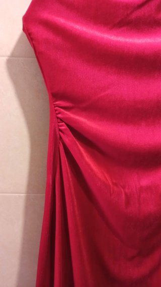 Vestido largo de fiesta símil terciopelo rojo