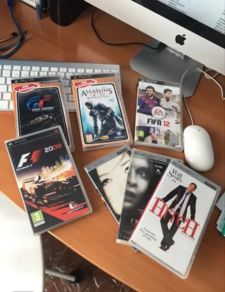 PSP 3004 Negra con Cargador y Funda