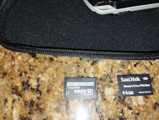 PSP 3004 Negra con Cargador y Funda