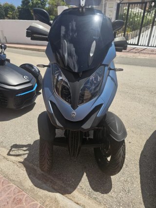Quadro Qooder 2019 Negro/Azul