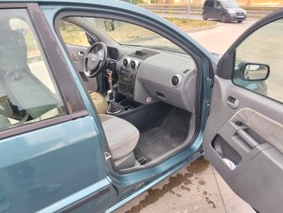 Ford Fusion 2003
