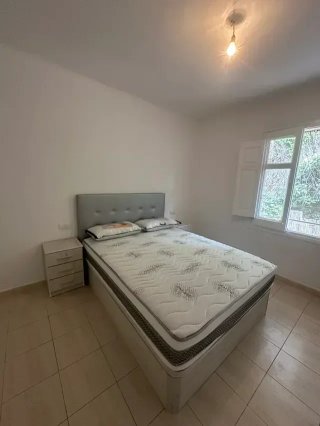 Cama canapé y colchón