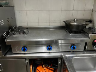 Plancha Inox y 2 Hornillas