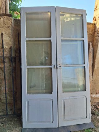Puertas de madera con cristales
