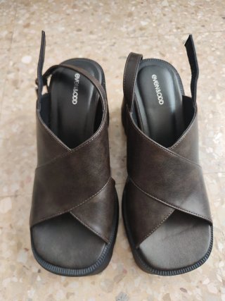 Sandalias EVEN&ODD Talla 37 Nuevas