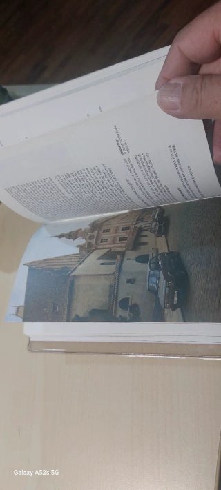 Praga. Guida illustrata alla visita della città...